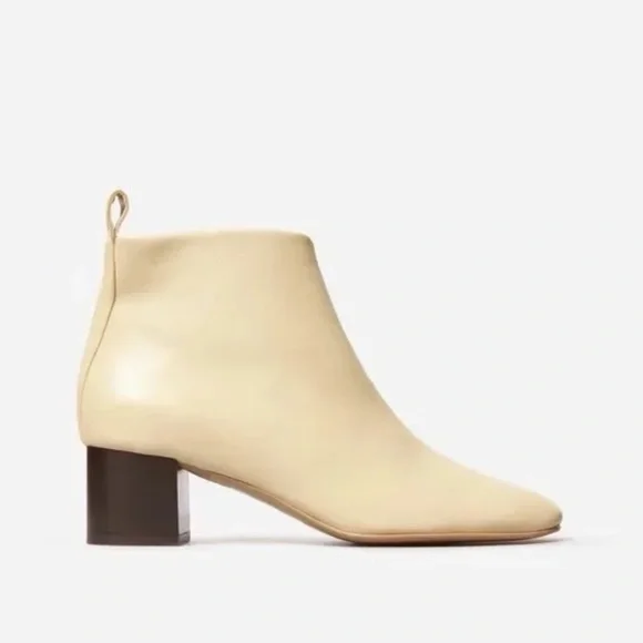 ✨NEW✨ EVERLANE The Day Boot Leather Ankle Bootie Ecru Sz US 7.5M - Picture 2 of 11